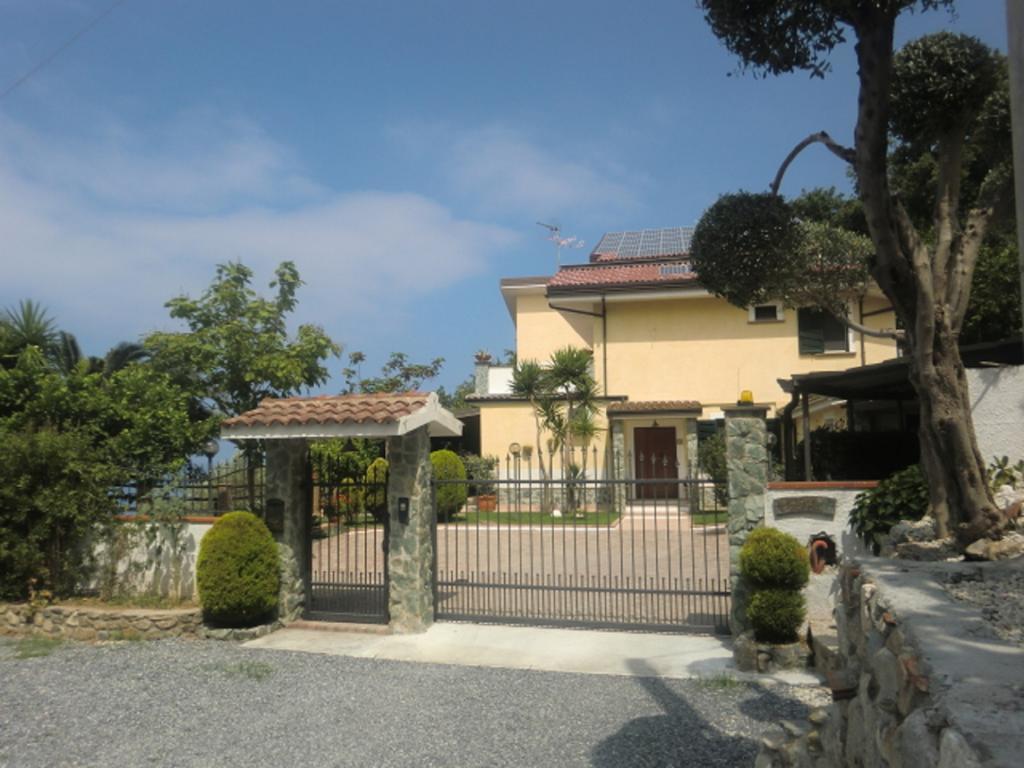 B&B L'Eucalipto Paola Εξωτερικό φωτογραφία